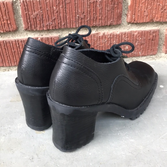 Euro Club Leather Lace Up Booties - Picture 4 of 9